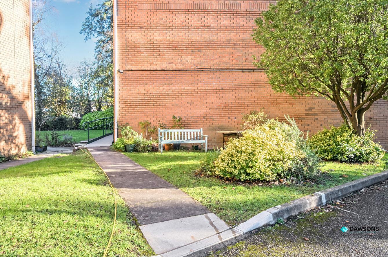 Roman Court, Blackpill, Swansea, SA3 5BL